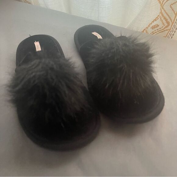 Victoria’s Secret Womens M Slide Slippers Velvet Faux Fur Poof Soft Lounge - Picture 8 of 10